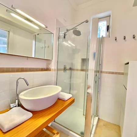 In Coorte Di Prestigio, Tra Centro, City Life E Metropolitana A Due Passi * Milan